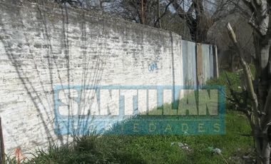 GALPÓN CON GRAN LOTE - VILLA LUZURIAGA