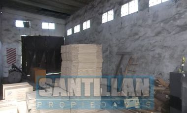 GALPÓN CON GRAN LOTE - VILLA LUZURIAGA
