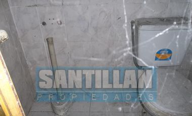 GALPÓN CON GRAN LOTE - VILLA LUZURIAGA