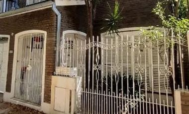 CHALET DE 7 AMBIENTES EN VENTA - MORON NORTE