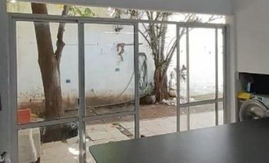 CHALET DE 7 AMBIENTES EN VENTA - MORON NORTE