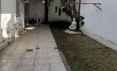 CHALET DE 7 AMBIENTES EN VENTA - MORON NORTE