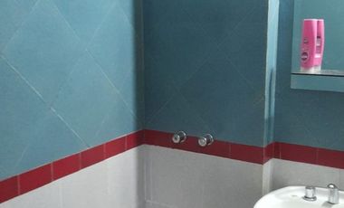 local muy amplio con baño