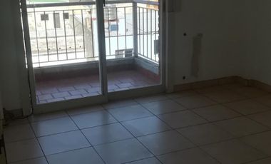 DEPARTAMENTO DE 3 AMB. CENTRO DE SAN FERNANDO.PTE PERON 757