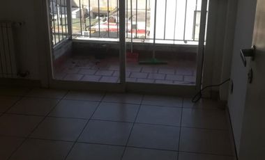 DEPARTAMENTO DE 3 AMB. CENTRO DE SAN FERNANDO.PTE PERON 757