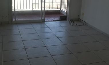 DEPARTAMENTO DE 3 AMB. CENTRO DE SAN FERNANDO.PTE PERON 757