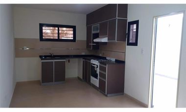DEPARTAMENTO con COCHERA 2 Amb. a ESTRENAR - EXCELENTE