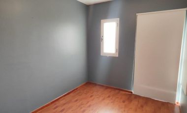 ALQUILER Y VENTA DE EXCELENTE DEPARTAMENTO DUPLEX 3 AMBIENTES EN LUISGUILLÓN CON COCHERA - EN COMPLEJO - 80 M²