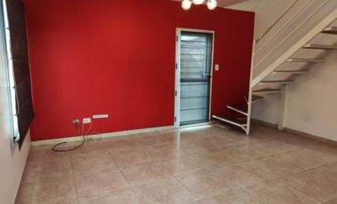 ALQUILER Y VENTA DE EXCELENTE DEPARTAMENTO DUPLEX 3 AMBIENTES EN LUISGUILLÓN CON COCHERA - EN COMPLEJO - 80 M²