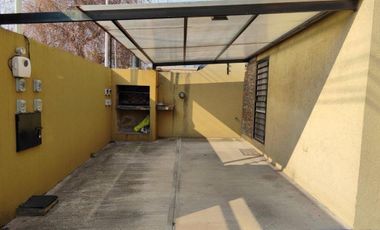 ALQUILER Y VENTA DE EXCELENTE DEPARTAMENTO DUPLEX 3 AMBIENTES EN LUISGUILLÓN CON COCHERA - EN COMPLEJO - 80 M²