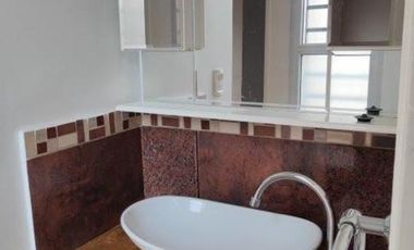 ALQUILER Y VENTA DE EXCELENTE DEPARTAMENTO DUPLEX 3 AMBIENTES EN LUISGUILLÓN CON COCHERA - EN COMPLEJO - 80 M²