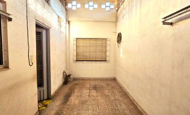 Venta Casa 3 Amb. con Garaje y Galpón &quotOportunidad"