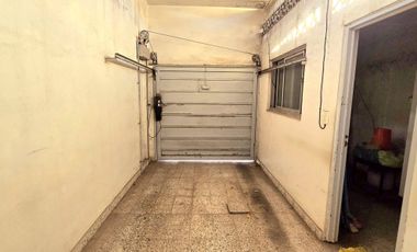 Venta Casa 3 Amb. con Garaje y Galpón &quotOportunidad"