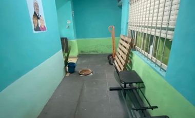 EN VENTA INMUEBLE COMERCIAL MORON CENTRO