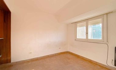 VENTA PH  3 AMBIENTES PATIO LUMINOSO APTO SAN JOSE