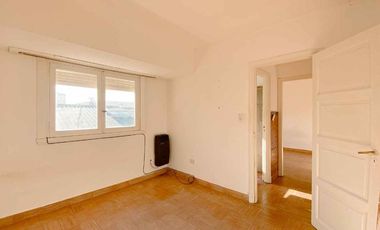 VENTA PH  3 AMBIENTES PATIO LUMINOSO APTO SAN JOSE
