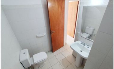 ALQUILA: Departamento 1 Dormitorio con Aire Acondicionado / B° Guemes
