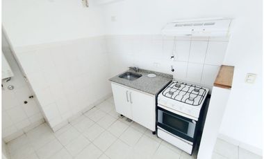 ALQUILA: Departamento 1 Dormitorio con Aire Acondicionado / B° Guemes
