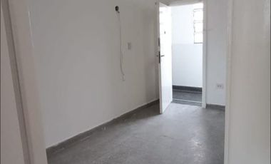 Oficina Comercial en ALQUILER con 2 dormitorios, SIN EXPENSAS en Adrogué.