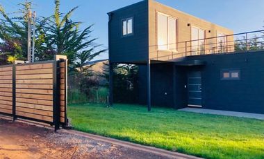 Casa en Venta en CASA NUEVA, SIN USO, MEJOR SECTOR DE COLIUMO