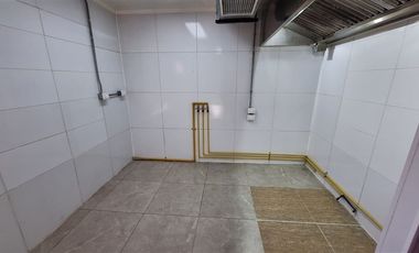 Local Comercial en Arriendo en Tabancura / Kennedy