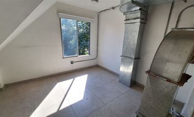 Local Comercial en Arriendo en Tabancura / Kennedy