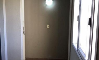 ALQUILER IMPECABLE MONOAMBIENTE - MORÓN CENTRO - A 300M DE LA PLAZA-SANMARTÍN 660