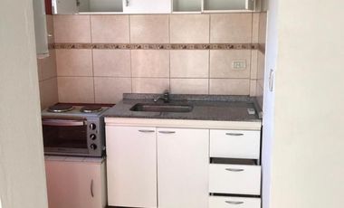 ALQUILER IMPECABLE MONOAMBIENTE - MORÓN CENTRO - A 300M DE LA PLAZA-SANMARTÍN 660
