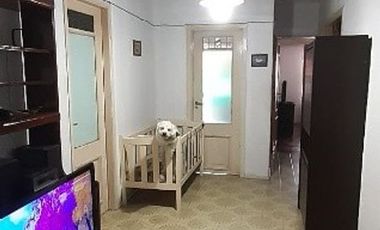 DEPARTAMENTO EN VENTA EN CASTELAR CENTRO