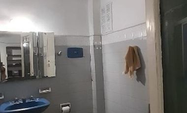 DEPARTAMENTO EN VENTA EN CASTELAR CENTRO