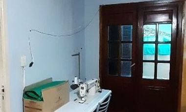 DEPARTAMENTO EN VENTA EN CASTELAR CENTRO