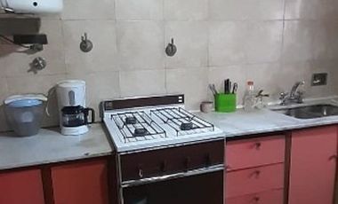 DEPARTAMENTO EN VENTA EN CASTELAR CENTRO