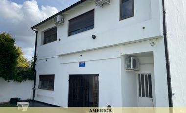 CHALET EN PASO DEL REY LADO SUR