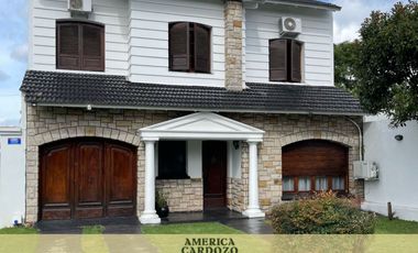 CHALET EN PASO DEL REY LADO SUR