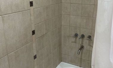 CHALET EN PASO DEL REY LADO SUR