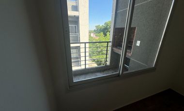 Venta Departamento 3 Ambientes balcón en Merlo