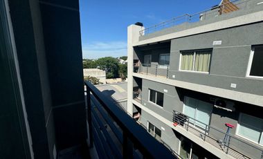 Venta Departamento 3 Ambientes balcón en Merlo