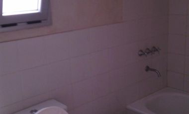 excelente departamento de 3 amb  . san Fernando centro. 3 de febrero 1265