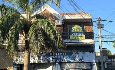 Impecable Departamento, Al Frente, Zona Céntrica