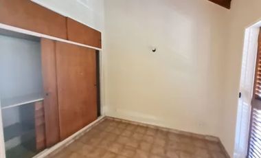 Impecable Departamento, Al Frente, Zona Céntrica