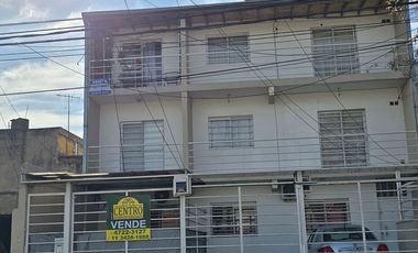 Planta Baja Frente, 3 Ambientes Con Cochera, Excelente Ubicación