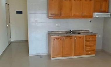 HERMOSO DEPARTAMENTO DE 2 AMPLIOS AMBIENTES AL FRENTE EN DÚPLEX - SANJUSTO CENTRO