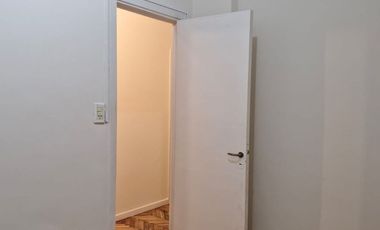 ALQUILER DEPTO  4 AMBIENTES  APTO PROFESIONAL EN BALVANERA