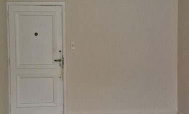 ALQUILER DEPTO  4 AMBIENTES  APTO PROFESIONAL EN BALVANERA