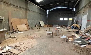 Galpon de 230 mts2    .