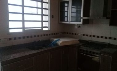ALQUILER - TRIPLEX 3AMB - MORON