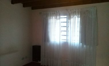 ALQUILER - TRIPLEX 3AMB - MORON