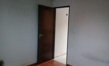 ALQUILER - TRIPLEX 3AMB - MORON