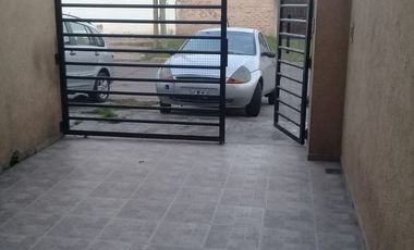 ALQUILER - TRIPLEX 3AMB - MORON