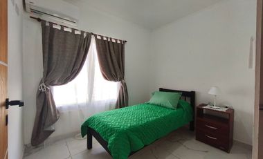 MAGNIFICA CASA EN VENTA - COLONIA HUGUES - COLON - E.R.